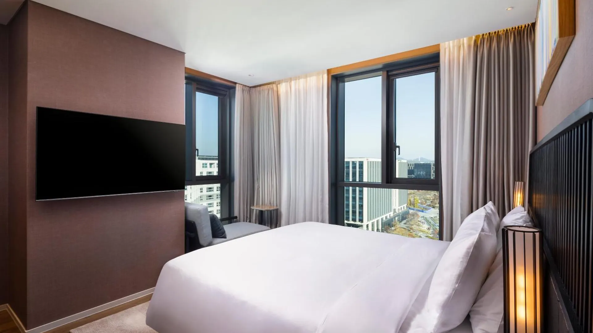 Mercure Ambassador Seoul Magok Hotel